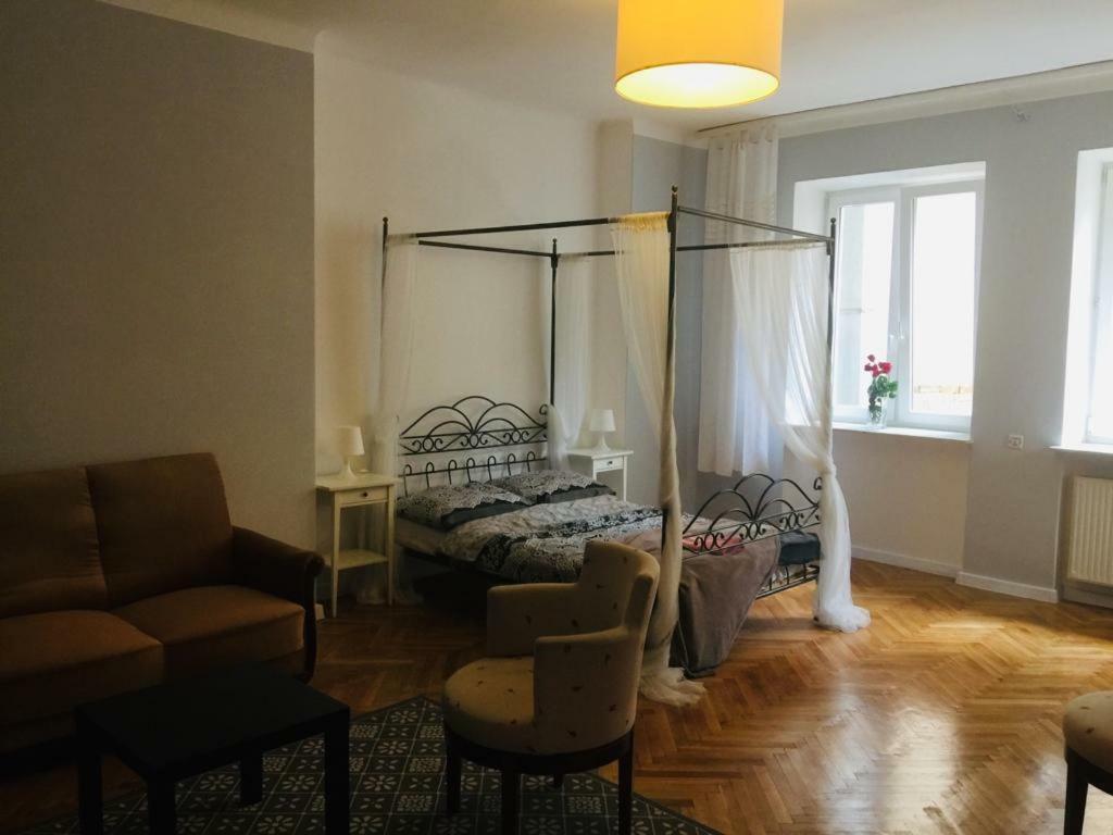 Ferienwohnung Warszawa, Centrum, Wiejska 15, Kamienica Exterior foto